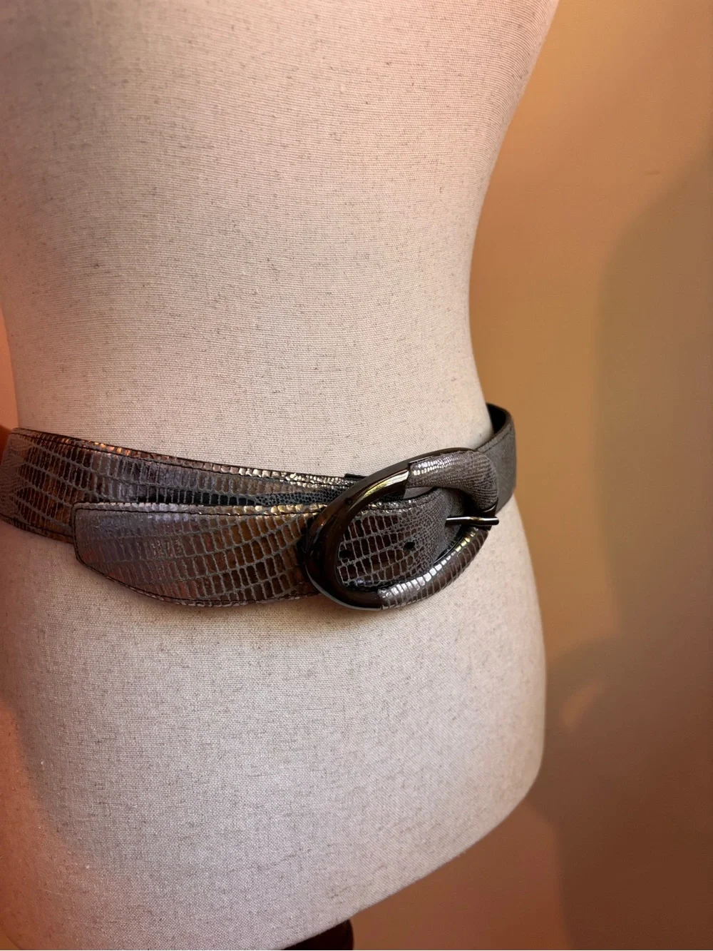 Sandy Duftler Designs Vintage Made in USA Reptile Belt Gray Metallic Buckle L
